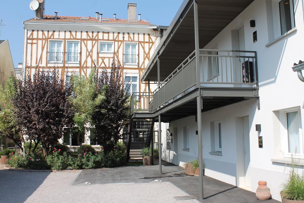 Hotel Jardin Le Pasteur Châlons-en-Champagne Екстериор снимка