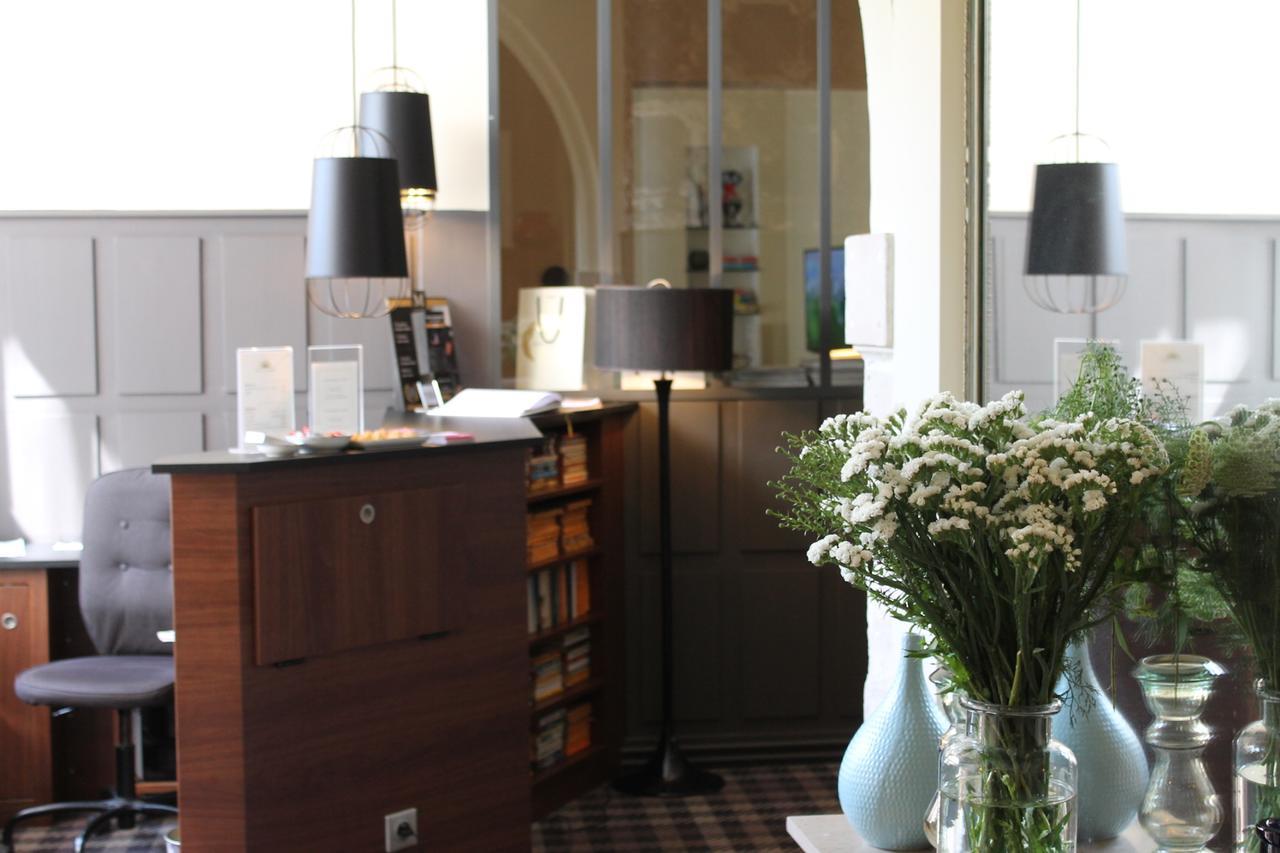 Hotel Jardin Le Pasteur Châlons-en-Champagne Екстериор снимка