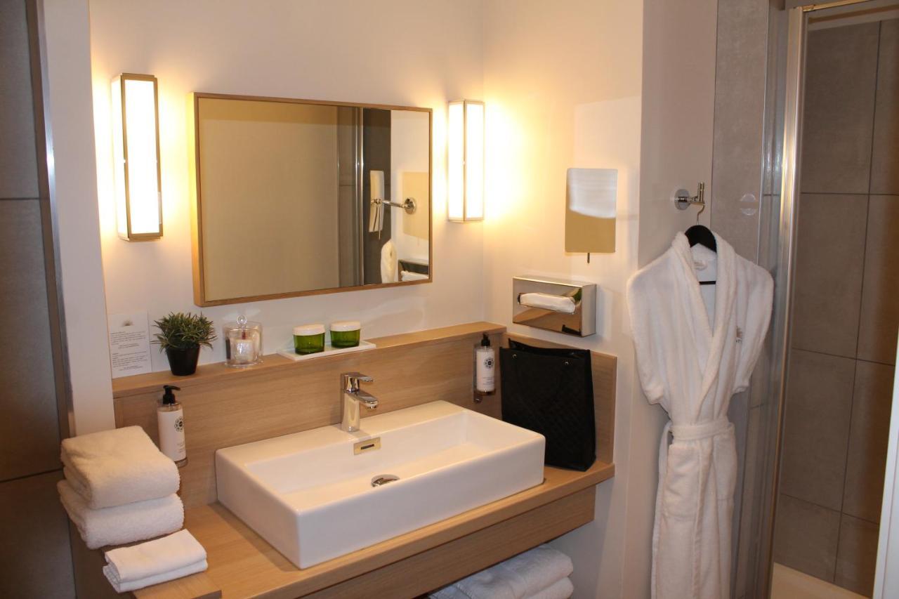 Hotel Jardin Le Pasteur Châlons-en-Champagne Екстериор снимка